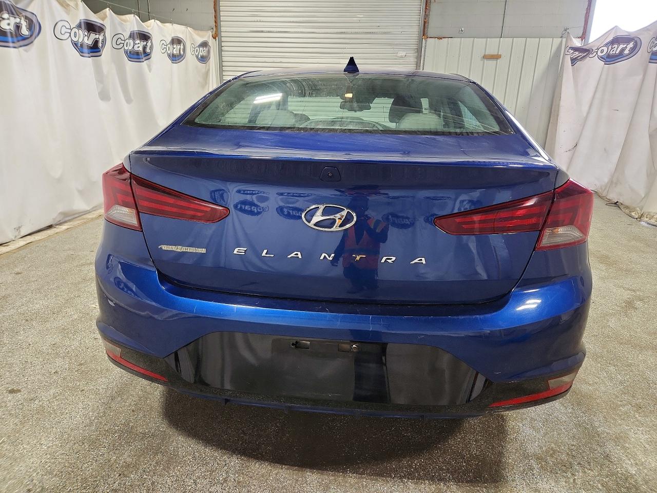 Hyundai ELANTRA Value Edition