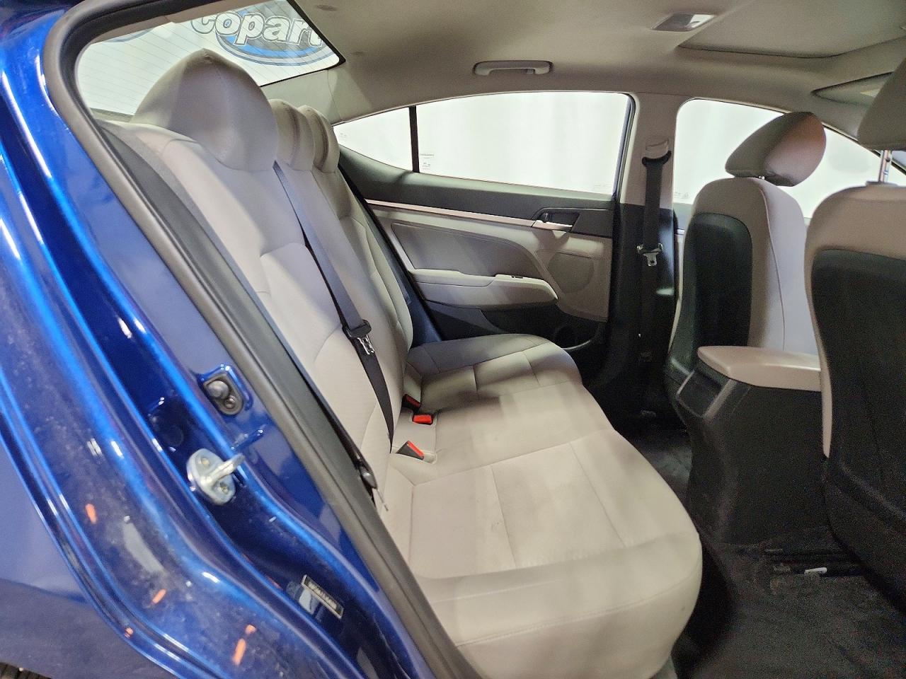 Hyundai ELANTRA Value Edition