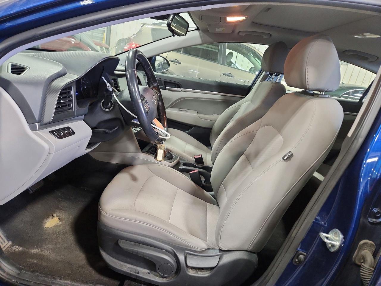 Hyundai ELANTRA Value Edition