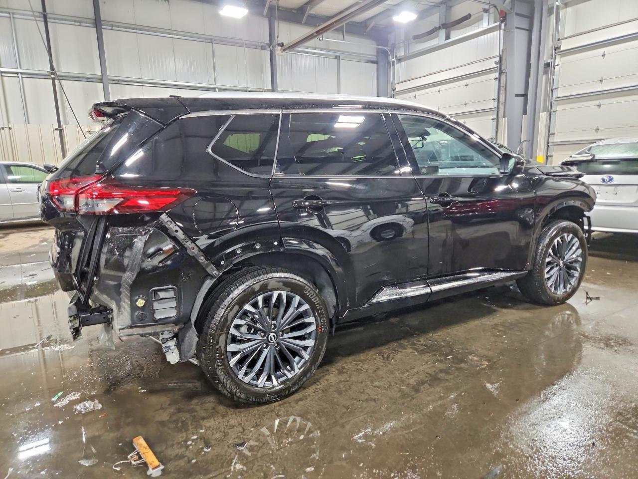 Nissan Rogue Platinum