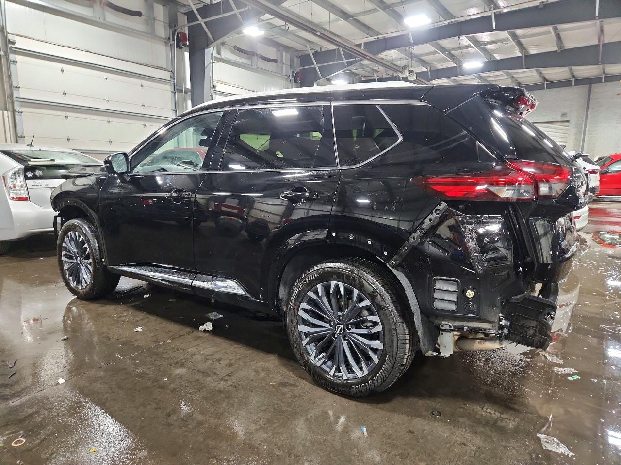 Nissan Rogue Platinum