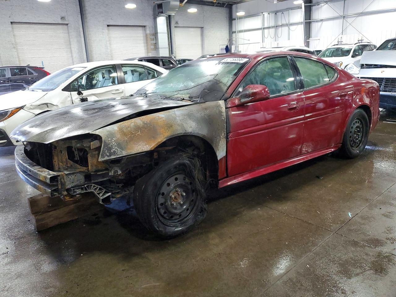Salvage Pontiac Grandprix Image
