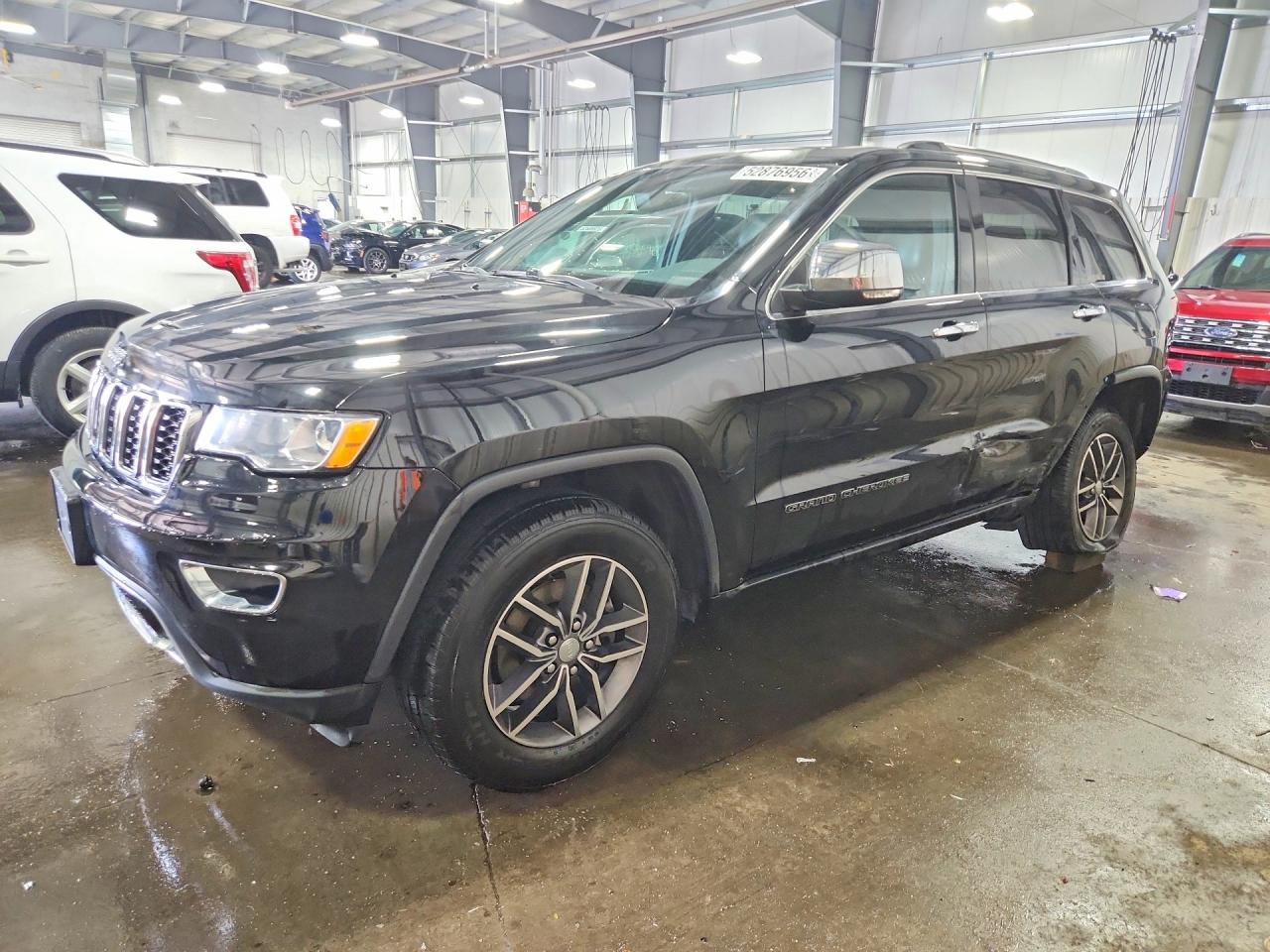Salvage Jeep Grand Cherokee Image