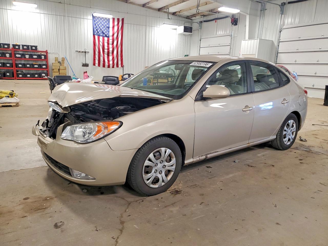 Salvage Hyundai ELANTRA Image