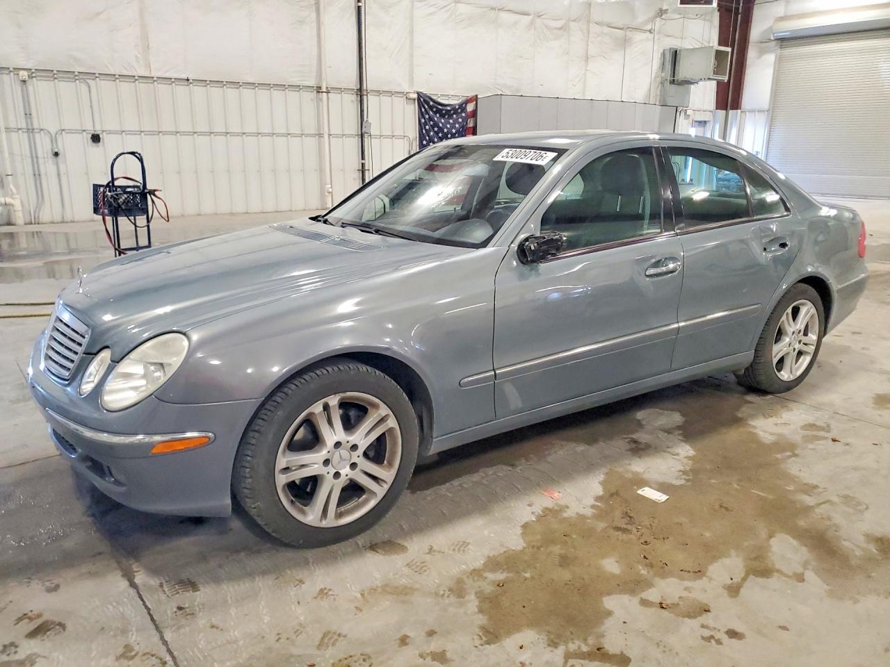 Salvage Mercedes-Benz E-Class Image