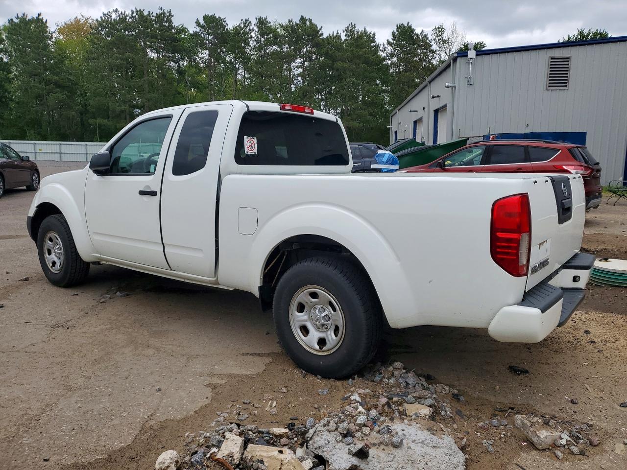 Nissan Frontier S