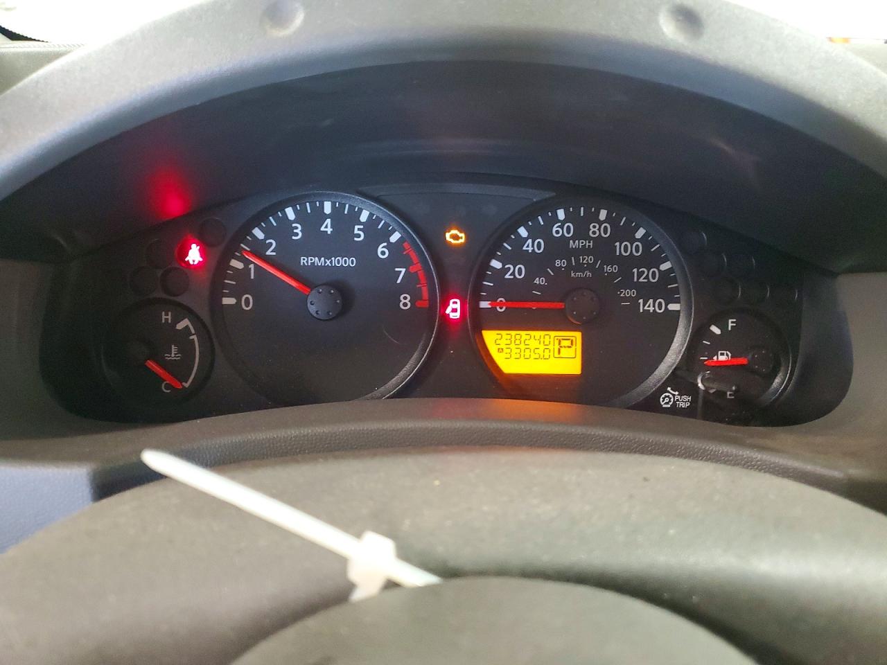 Nissan Frontier S
