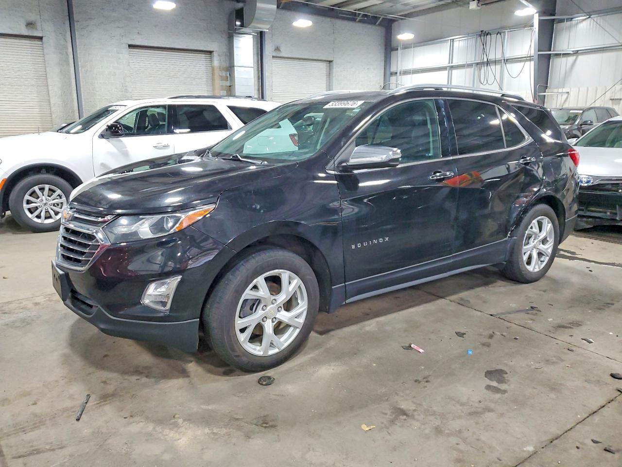 Salvage Chevrolet Equinox Image