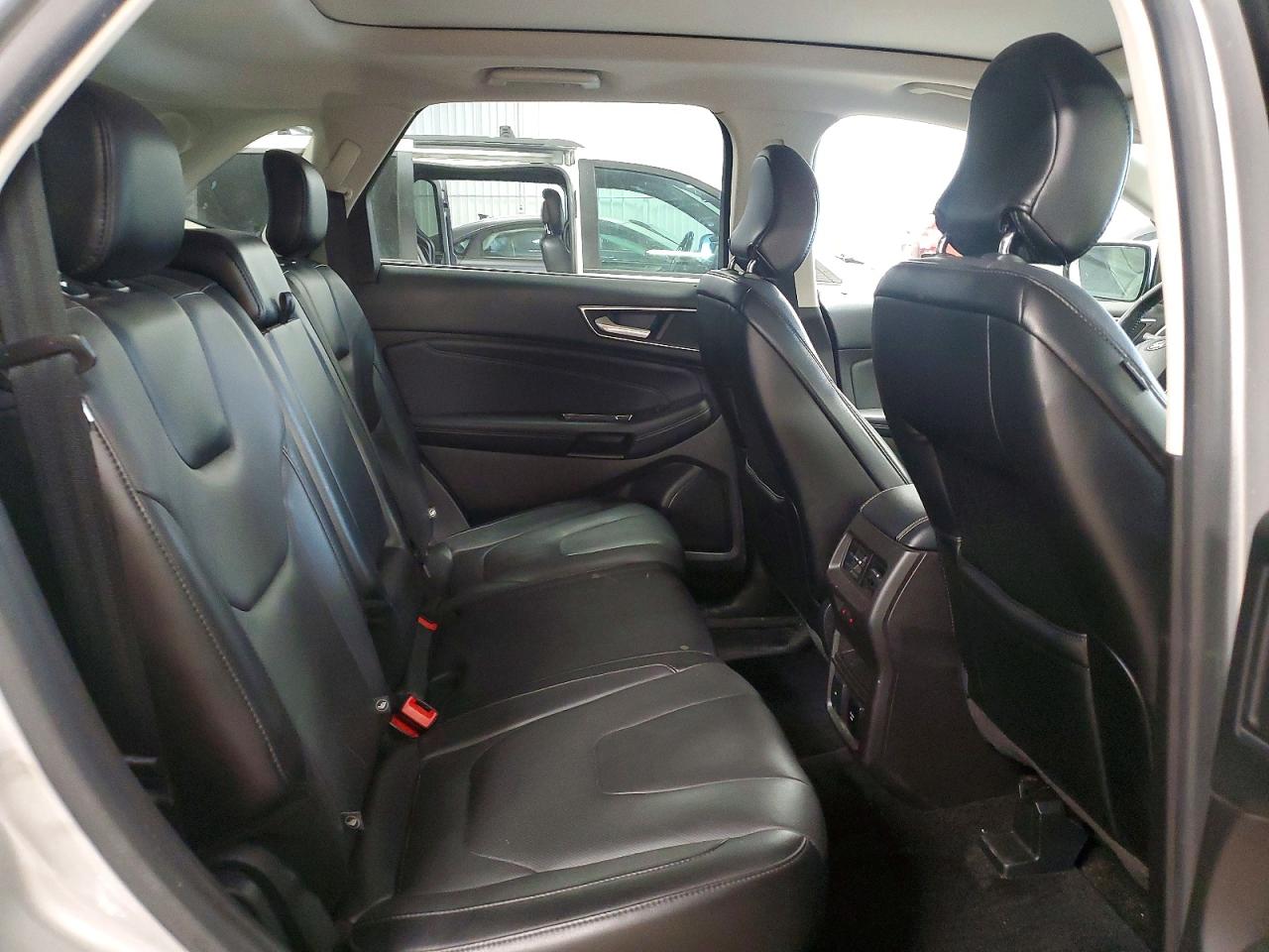 Ford Edge Titanium