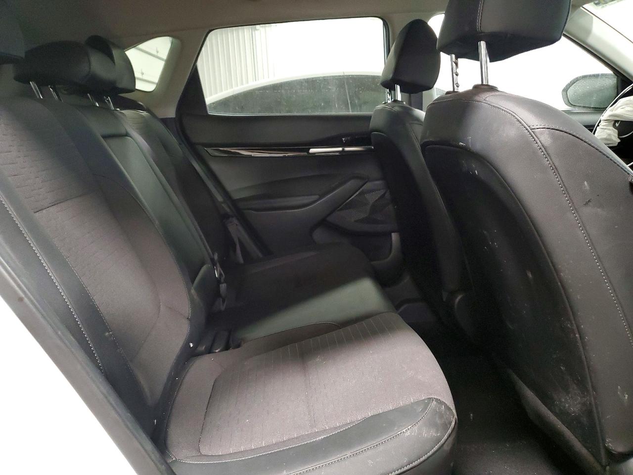 Kia Seltos S