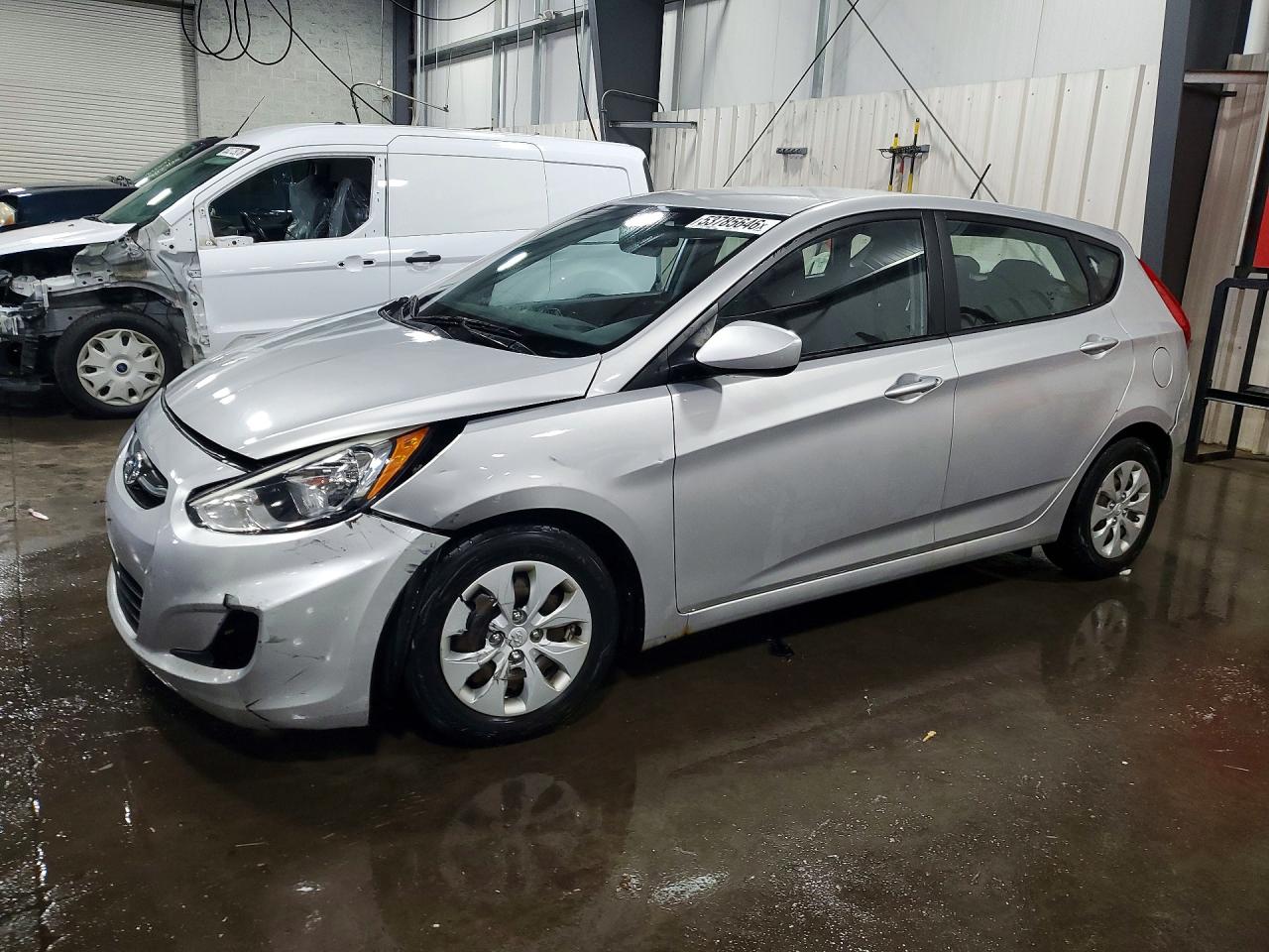 Salvage Hyundai ACCENT Image