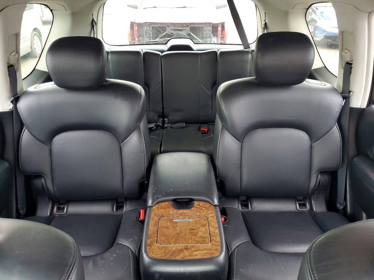 Nissan Armada Sl
