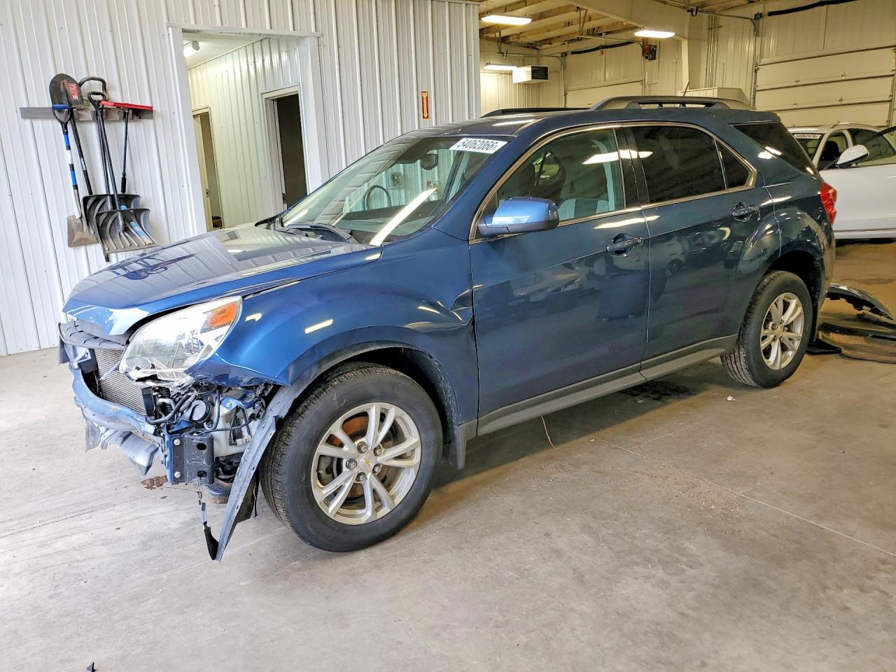 Salvage Chevrolet Equinox Image