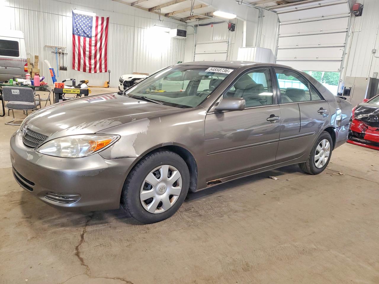 Salvage Toyota Camry Image