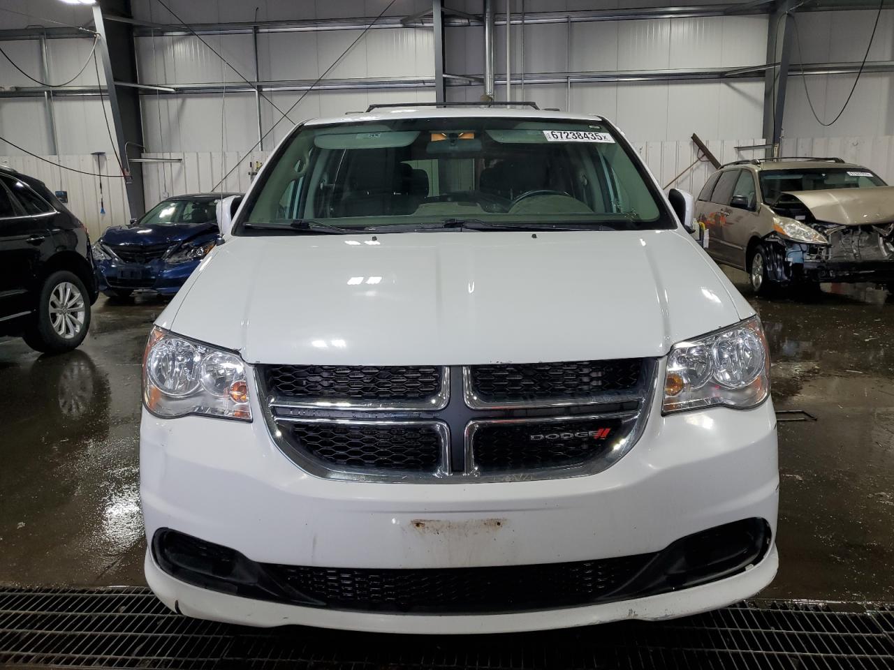 Dodge Caravan Sxt