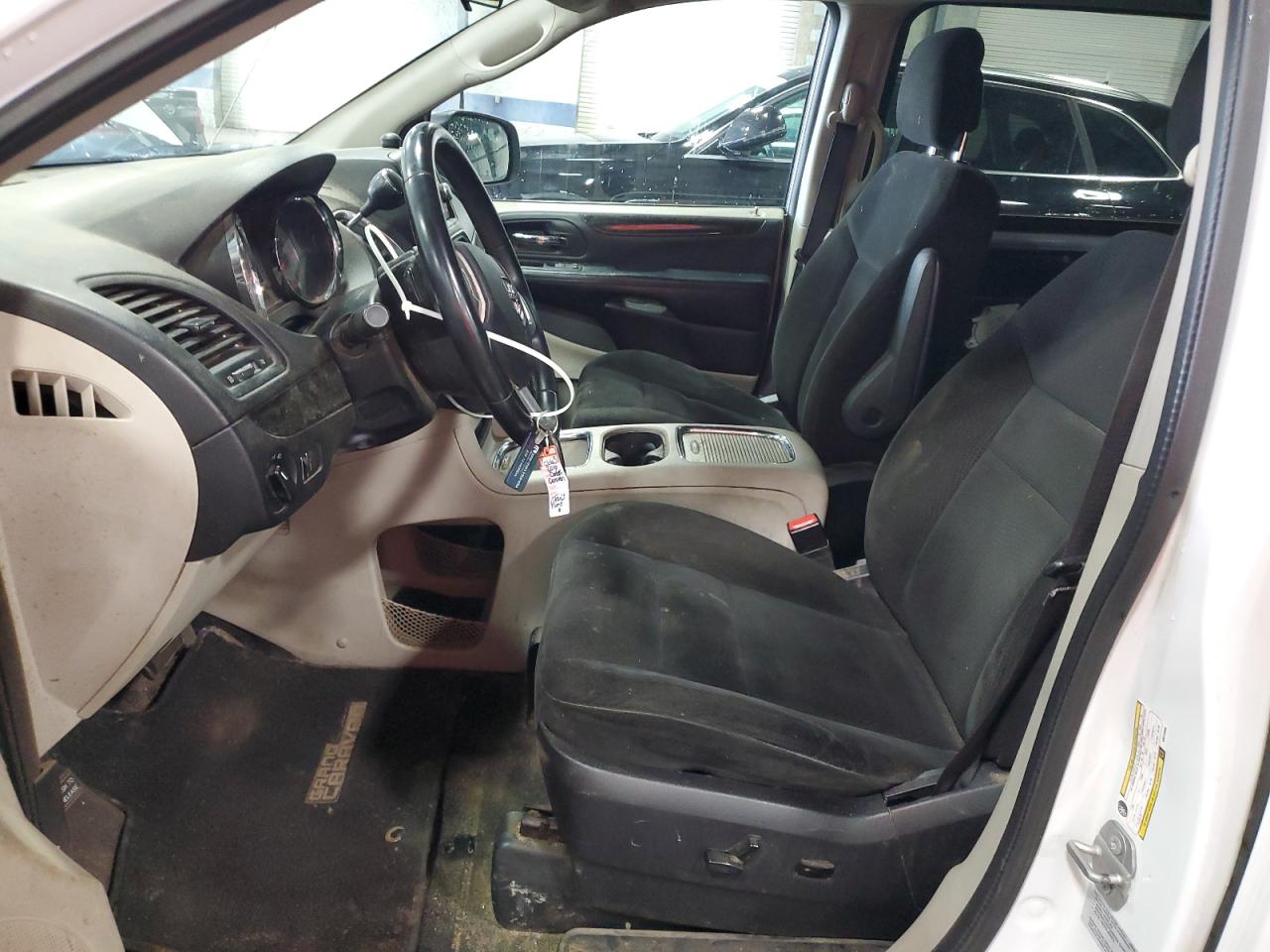 Dodge Caravan Sxt