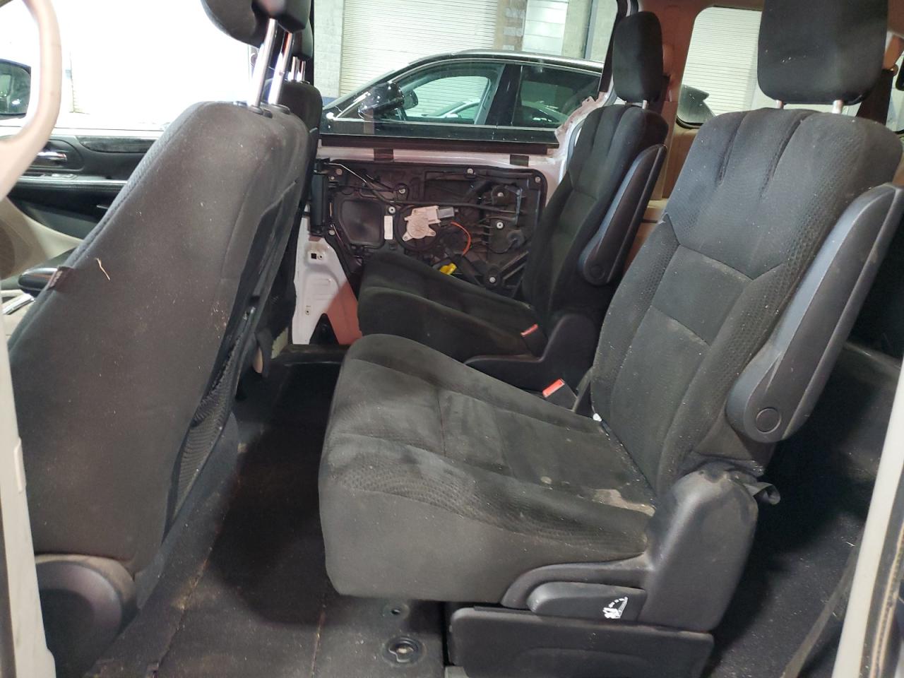 Dodge Caravan Sxt