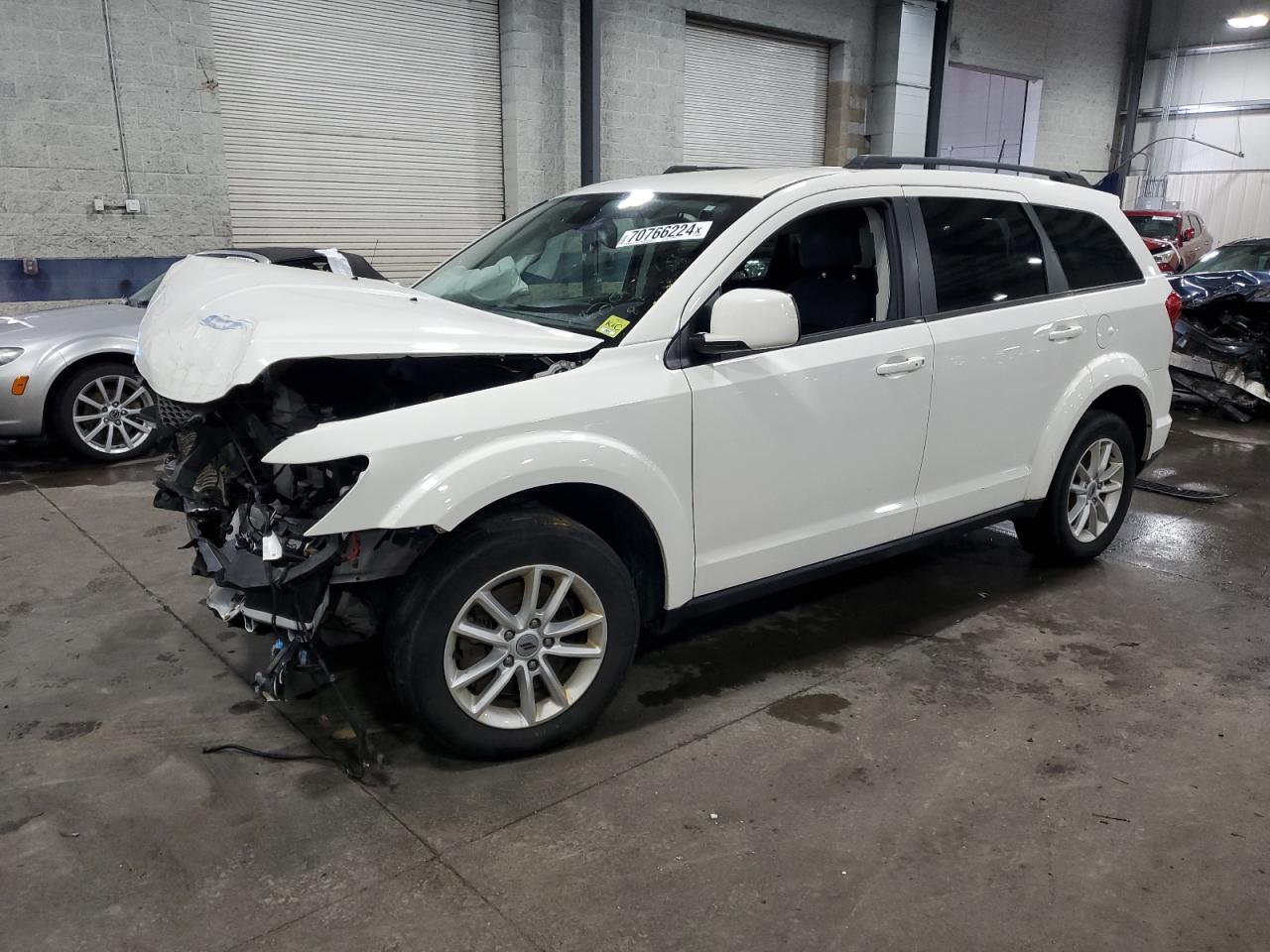 Salvage Dodge Journey Image