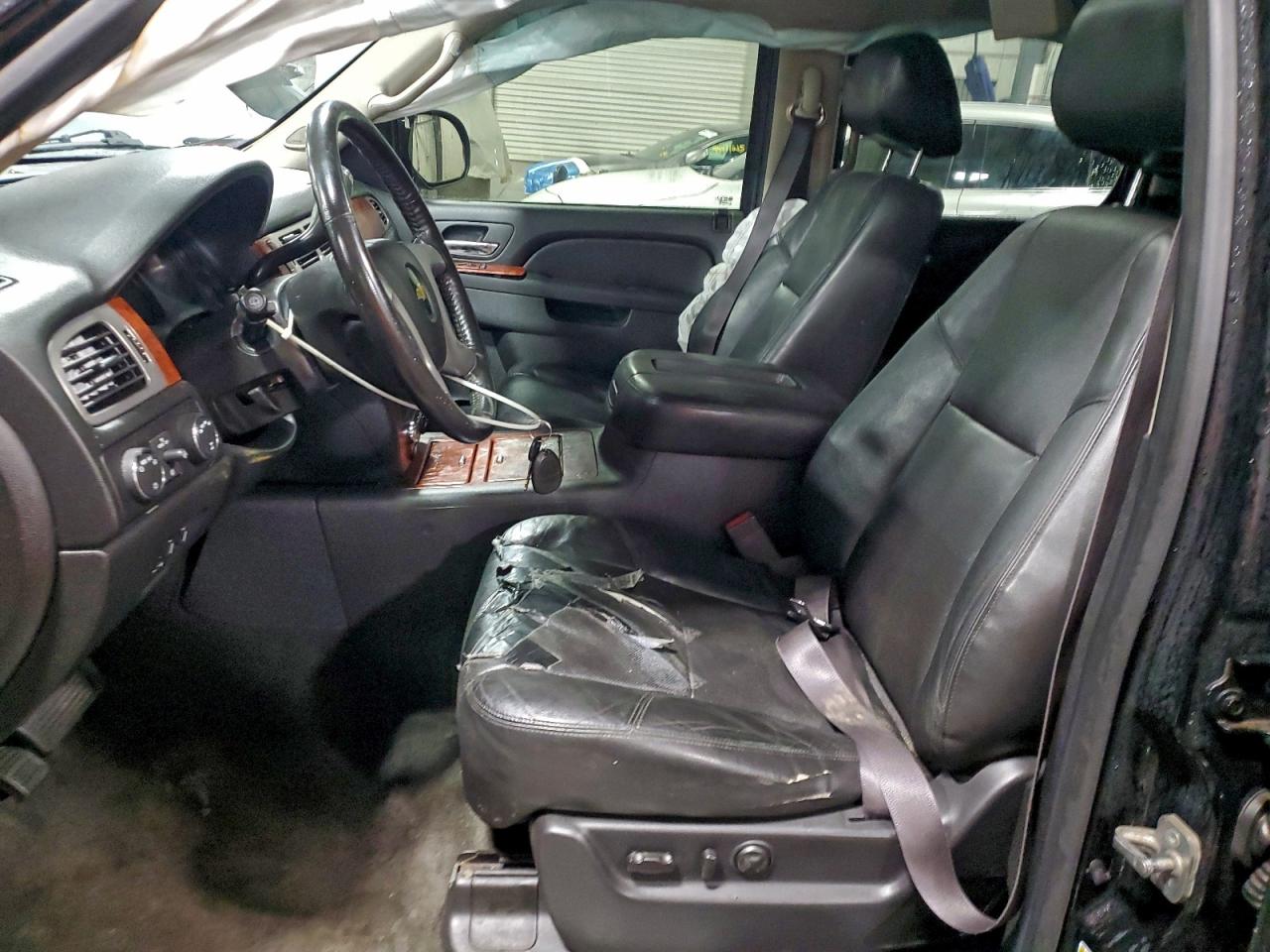 Chevrolet Suburban K1500 Ltz