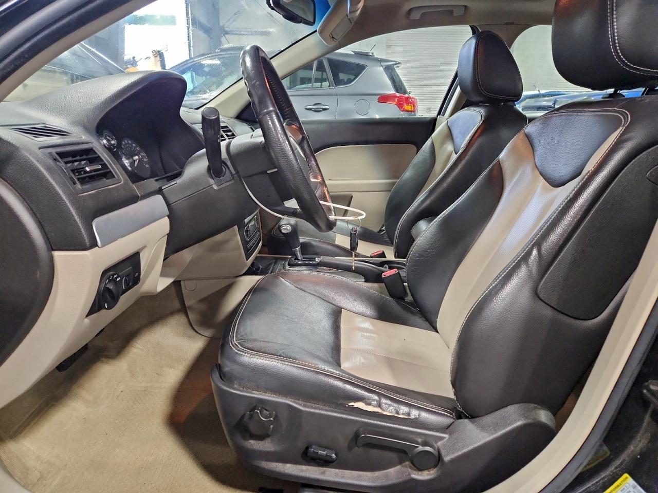 Mercury Milan Premier