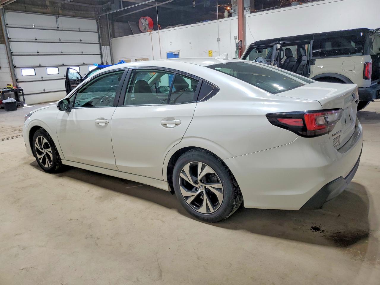 Subaru Legacy Premium