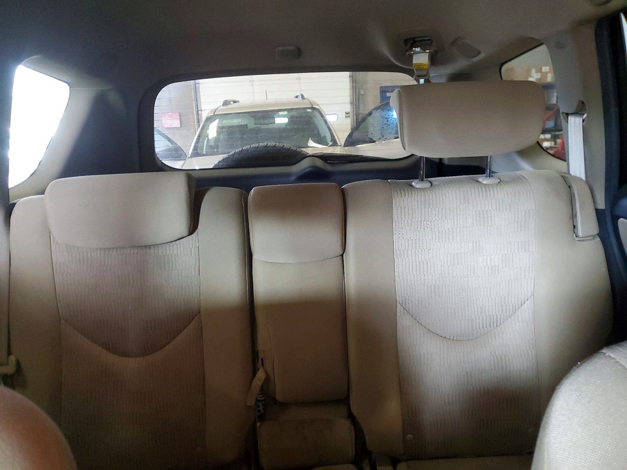 Toyota RAV4 Base