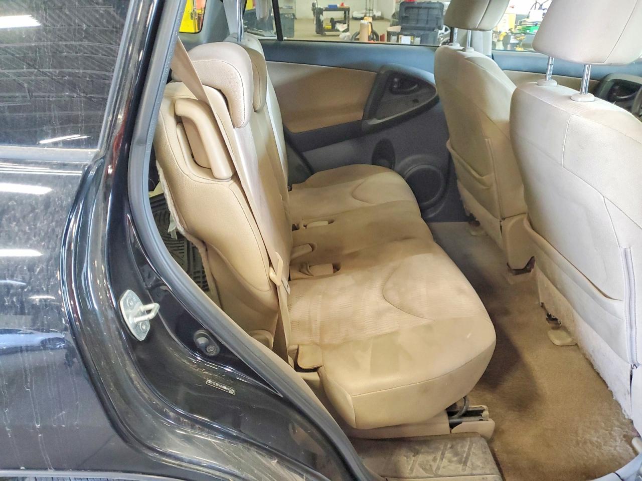 Toyota RAV4 Base