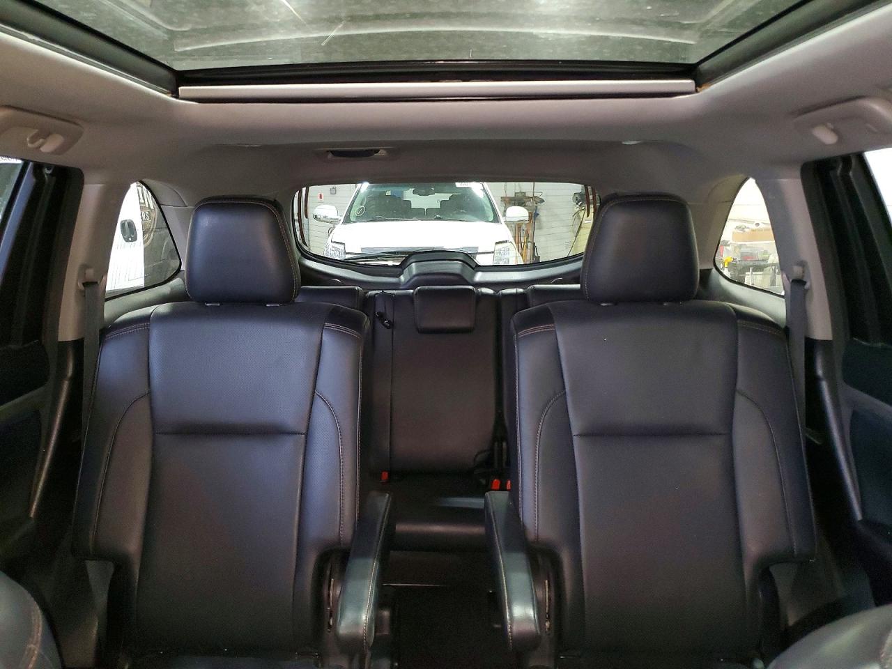 Toyota Highlander Limited Platinum