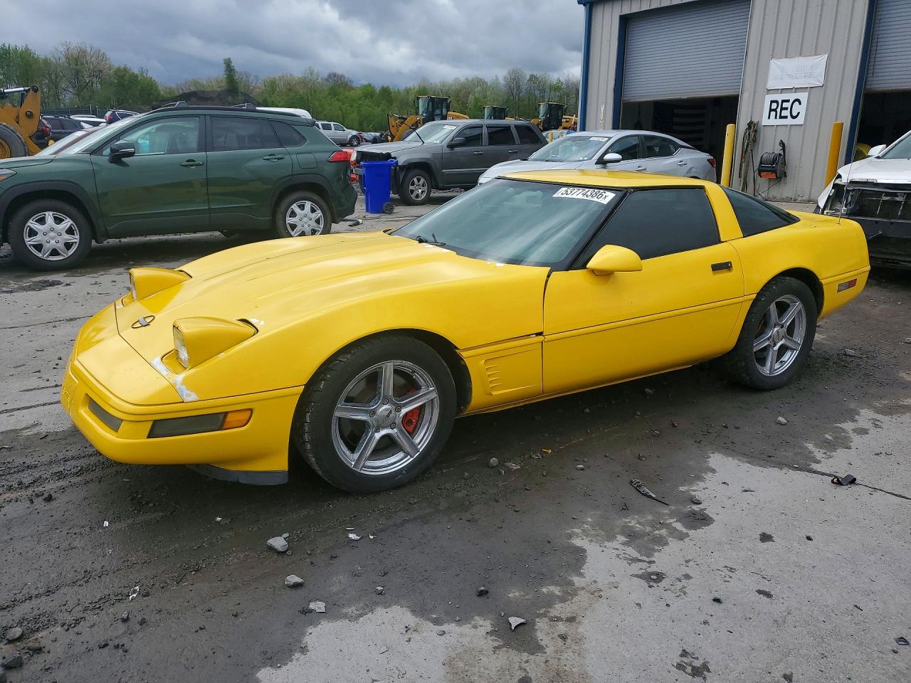 Salvage Chevrolet Corvette Image