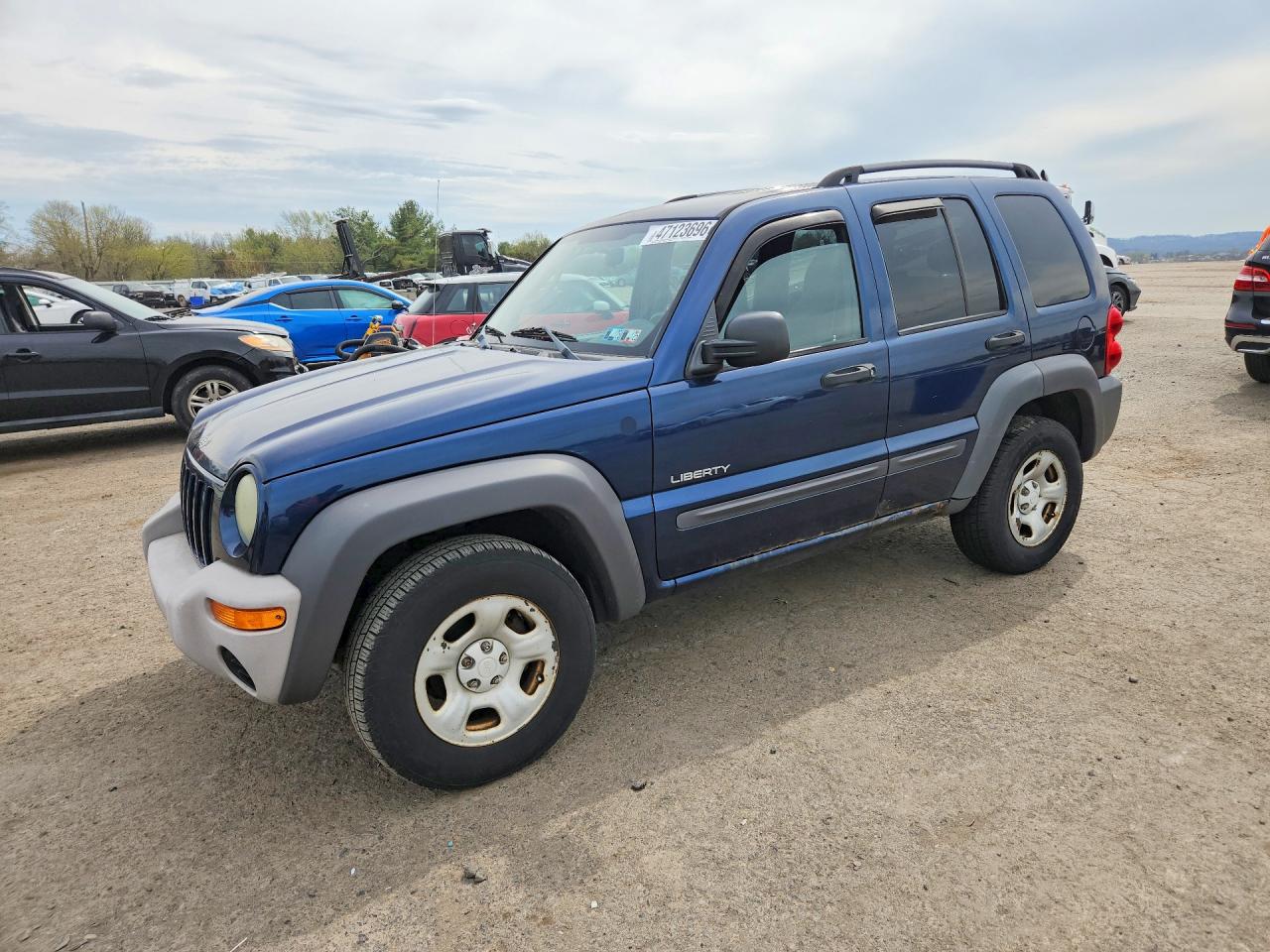Salvage Jeep Liberty Image