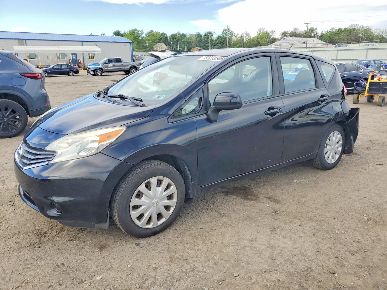 Salvage Nissan Versa Image
