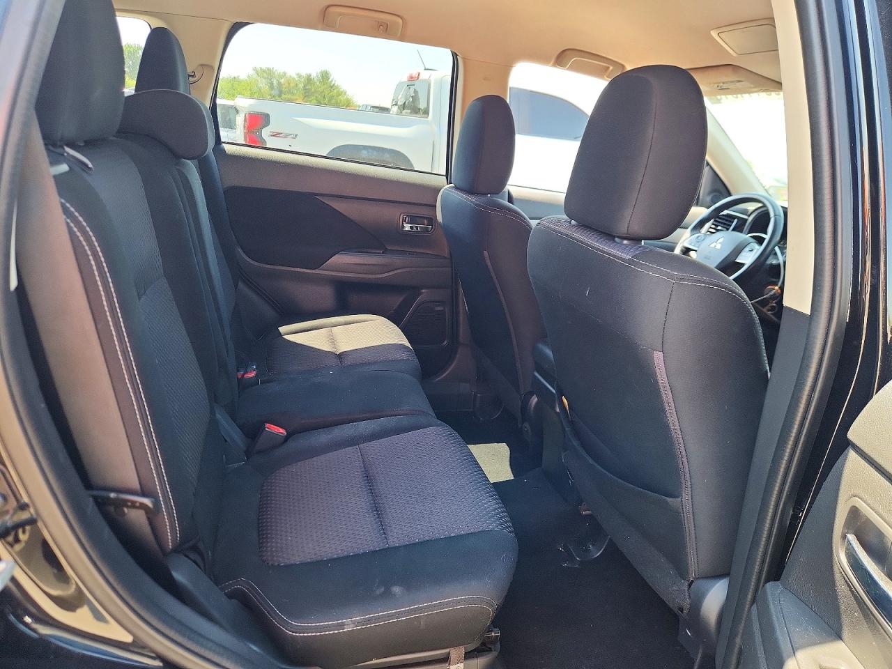 Mitsubishi Outlander Es