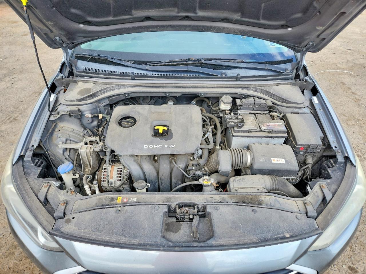 Hyundai ELANTRA Value Edition