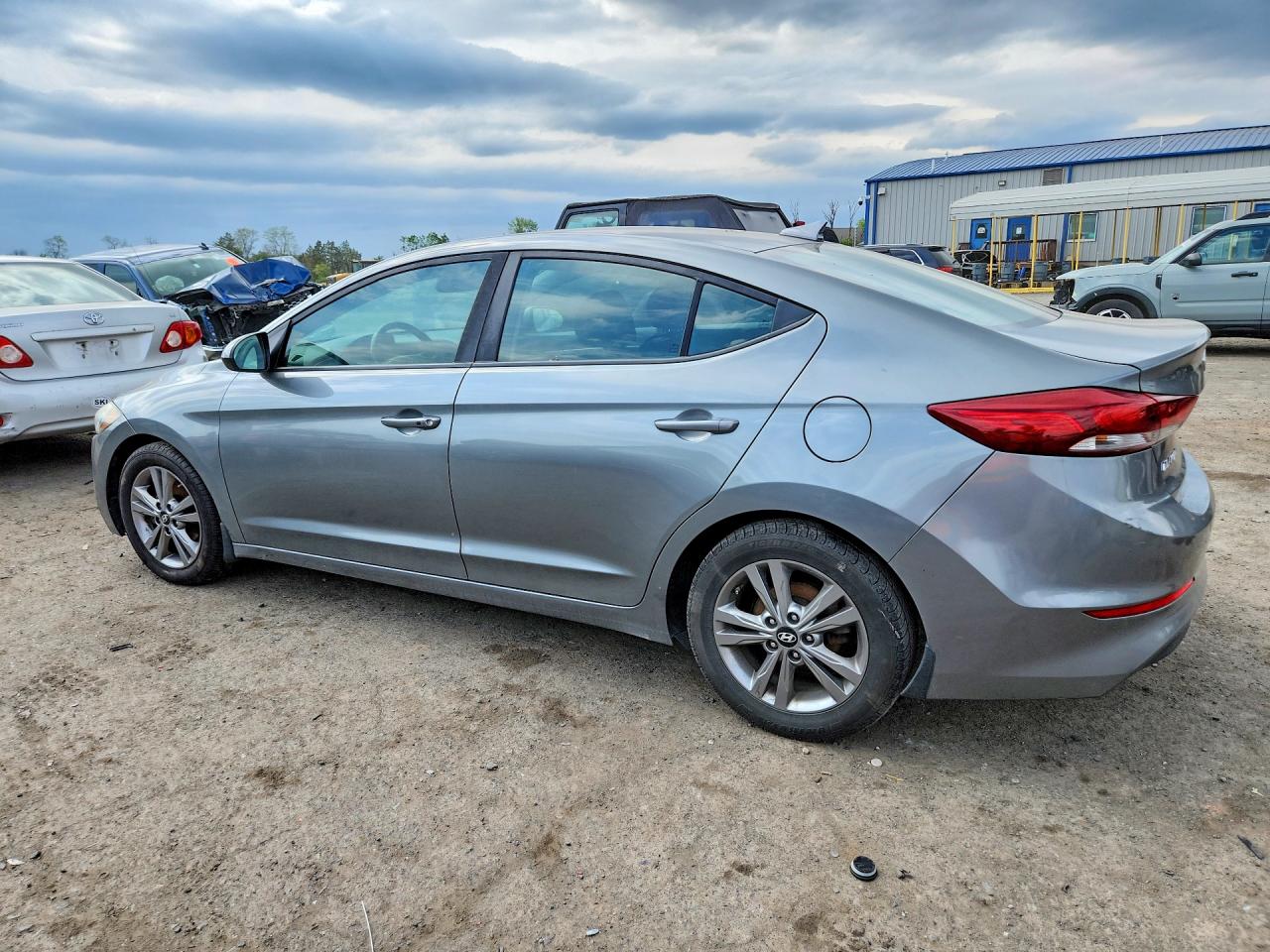 Hyundai ELANTRA Value Edition