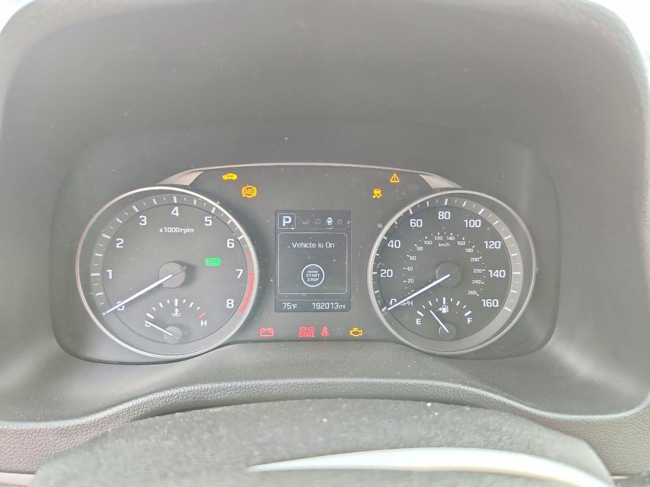 Hyundai ELANTRA Value Edition