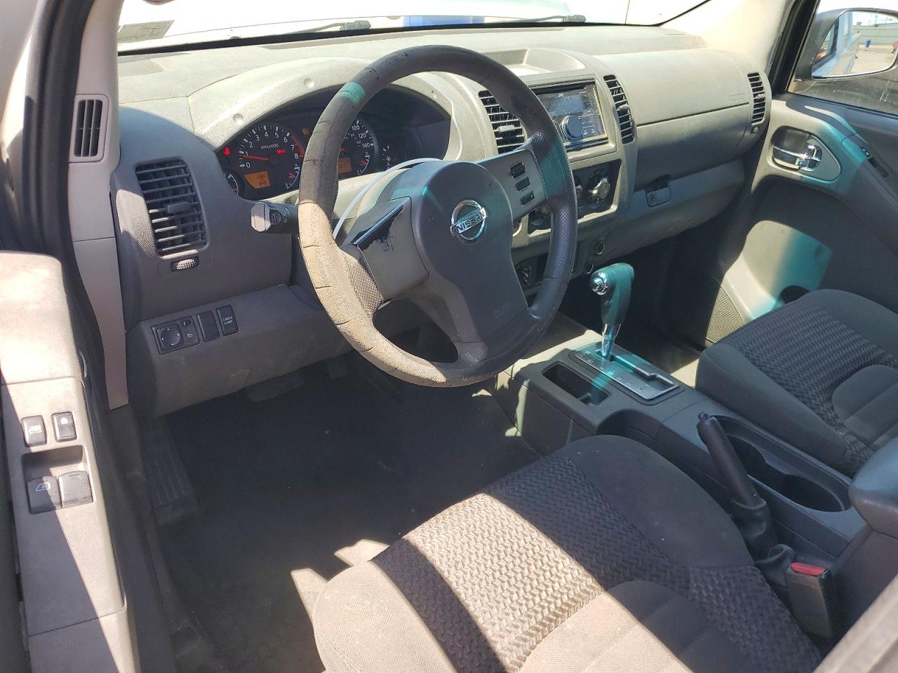 Nissan Frontier Se