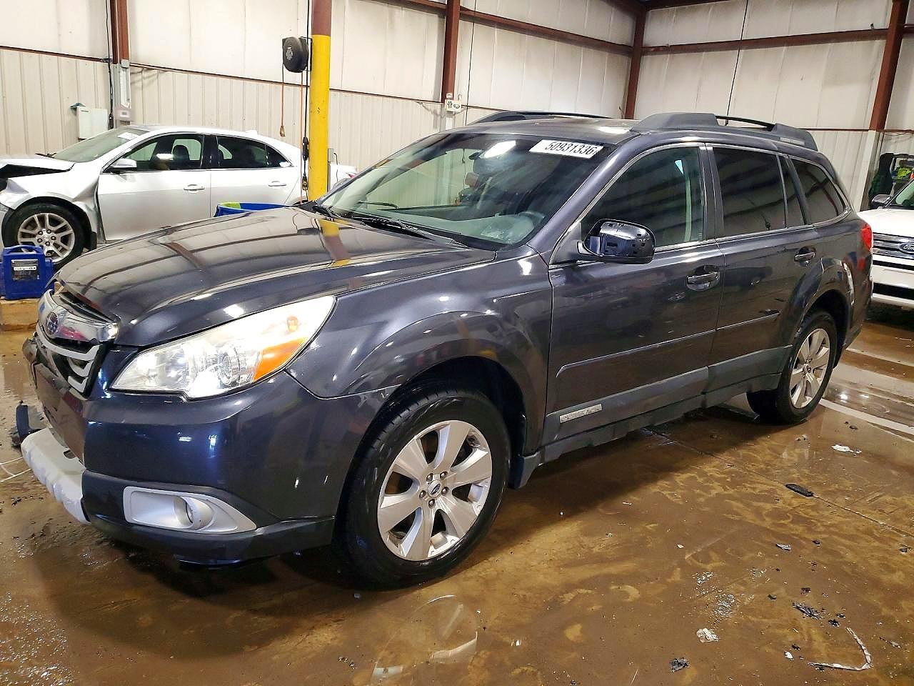 Salvage Subaru Outback Image