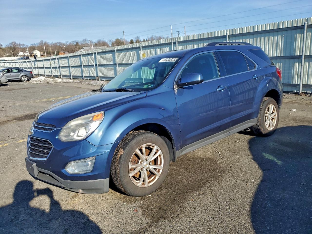 Salvage Chevrolet Equinox Image
