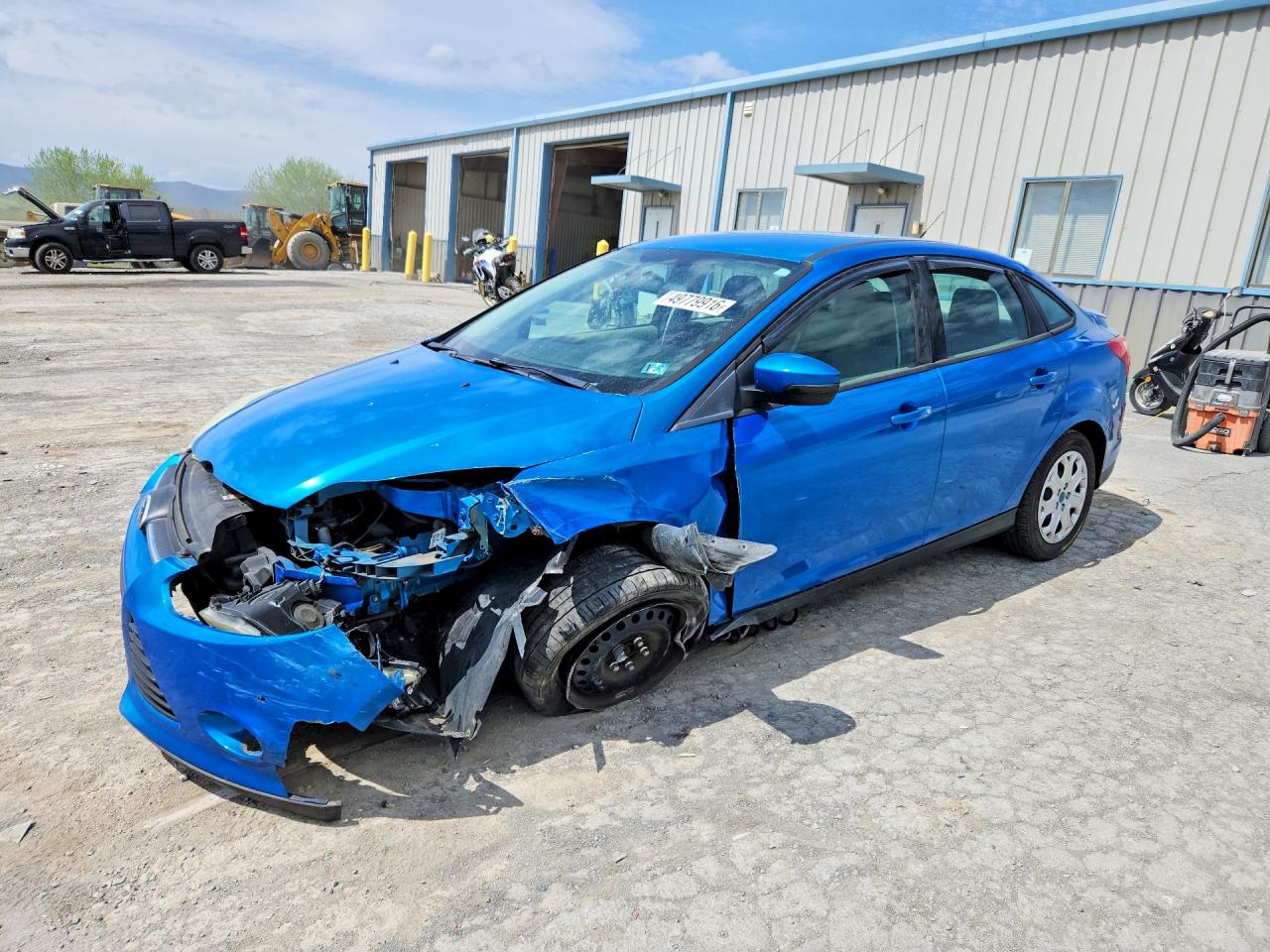 Salvage Ford Focus Image