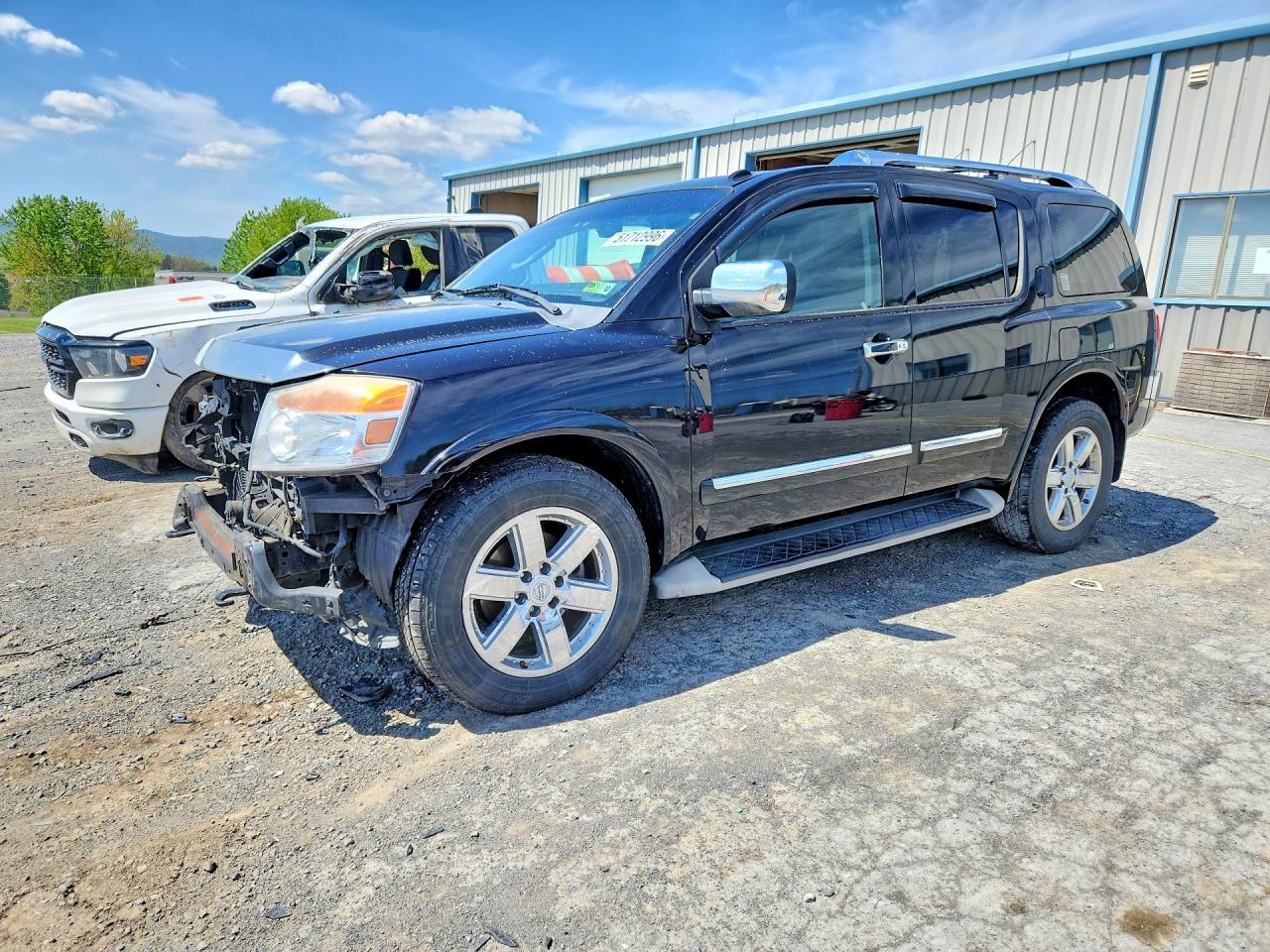 Salvage Nissan Armada Image