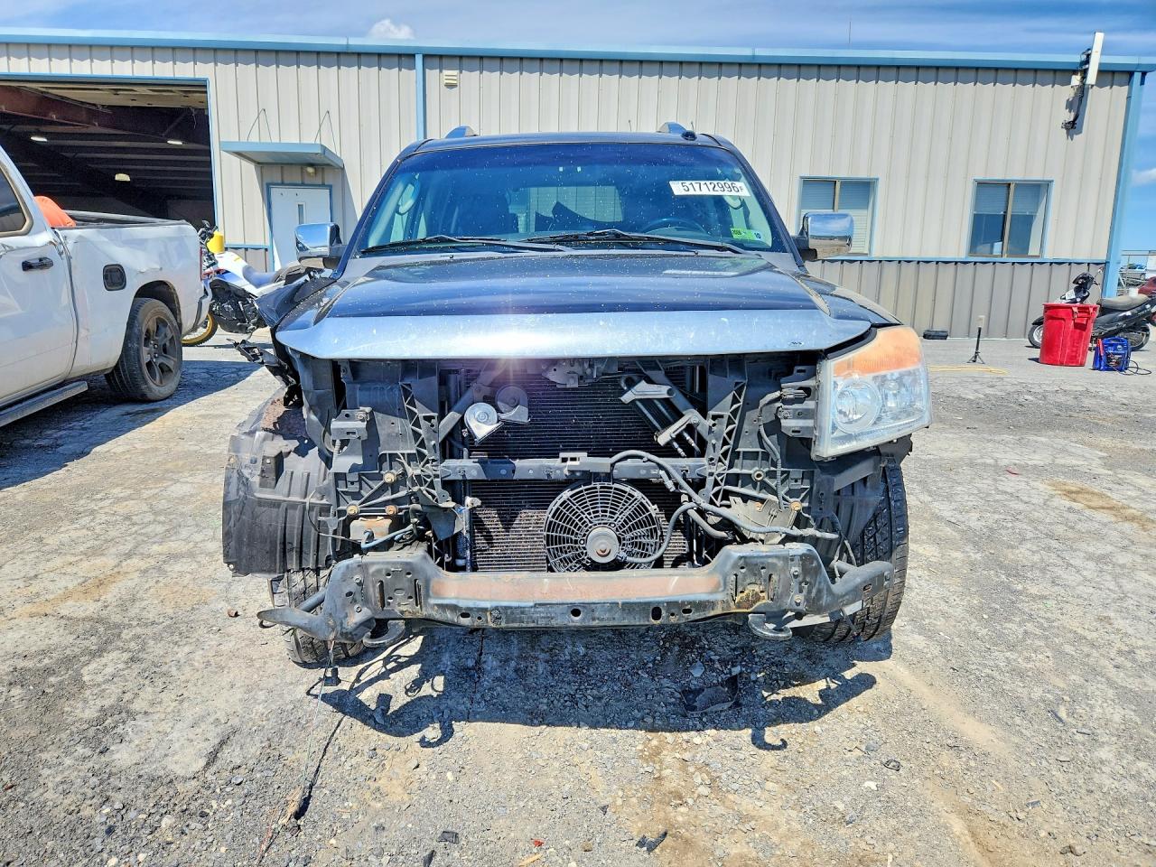 Nissan Armada Platinum