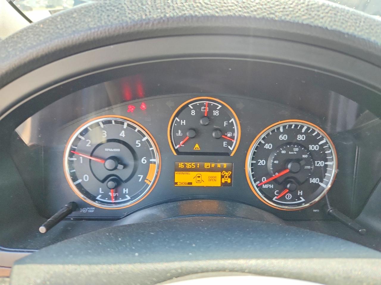 Nissan Armada Platinum