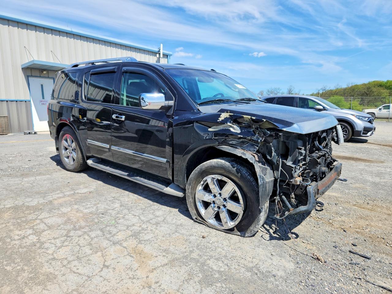 Nissan Armada Platinum