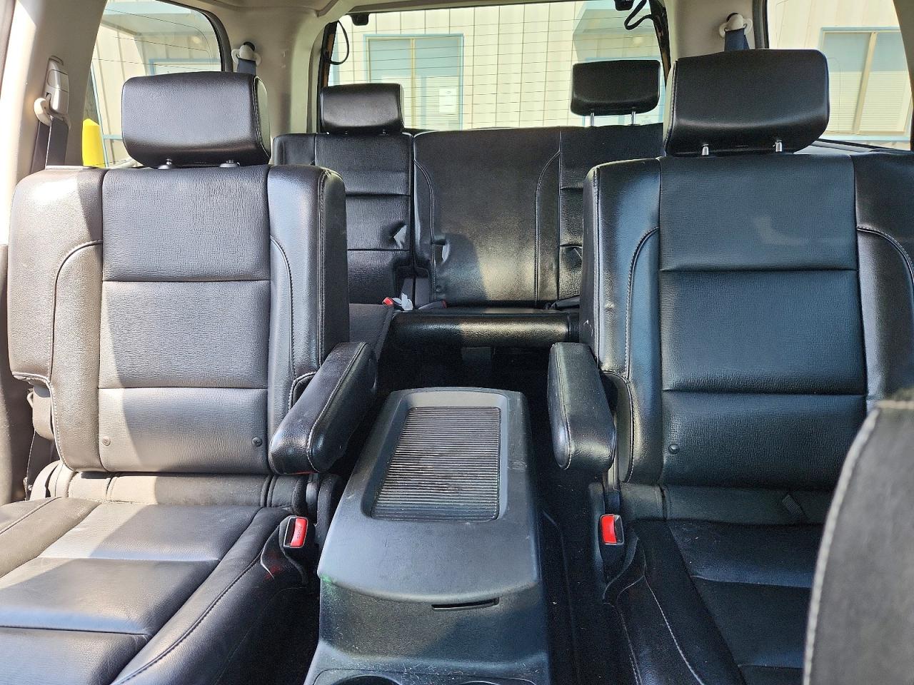Nissan Armada Platinum