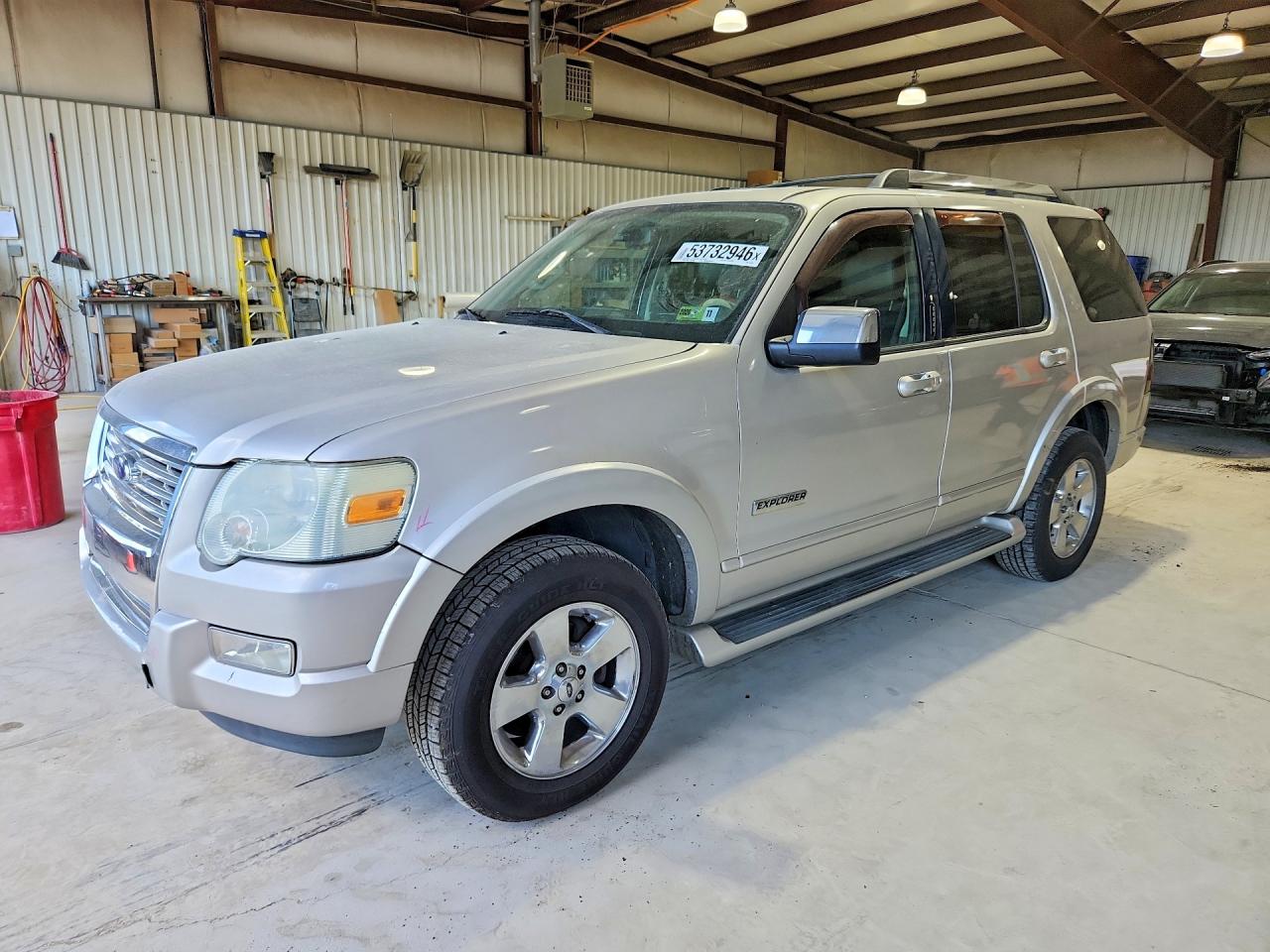 Salvage Ford Explorer Image