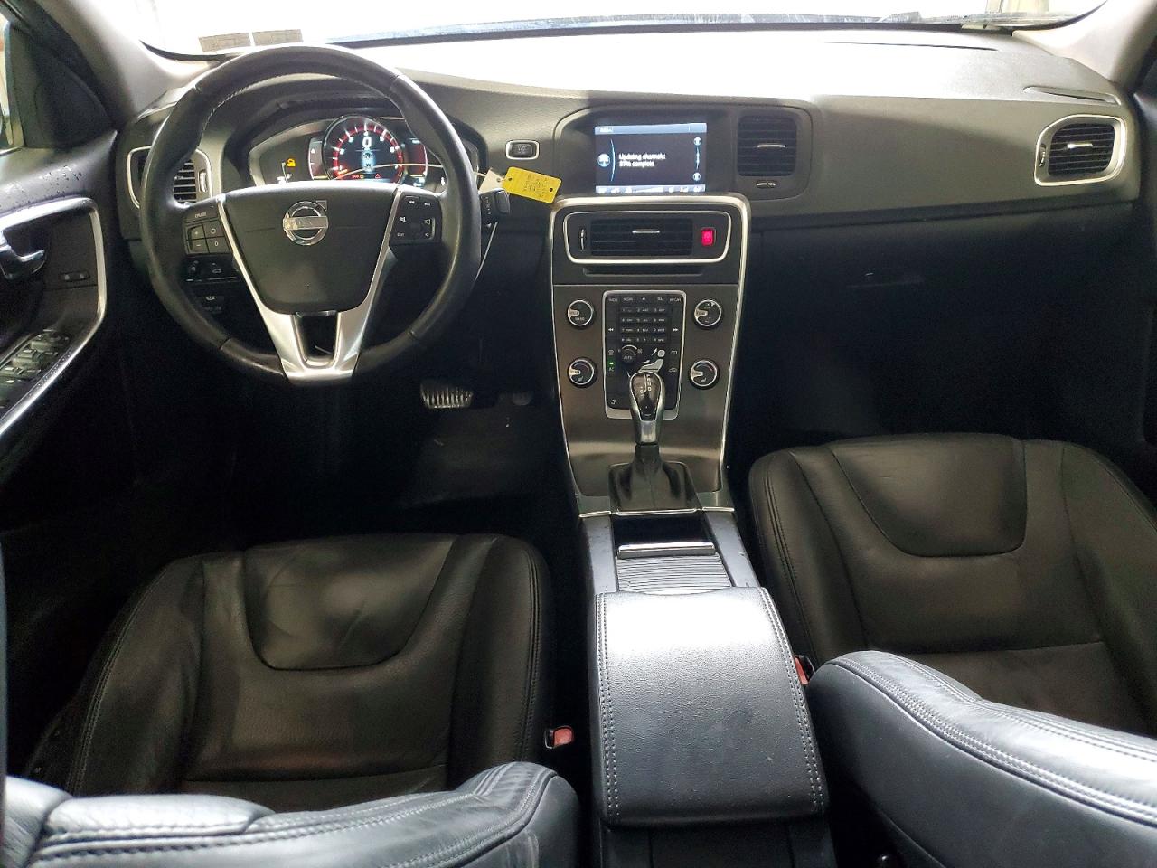 Volvo S60 T5
