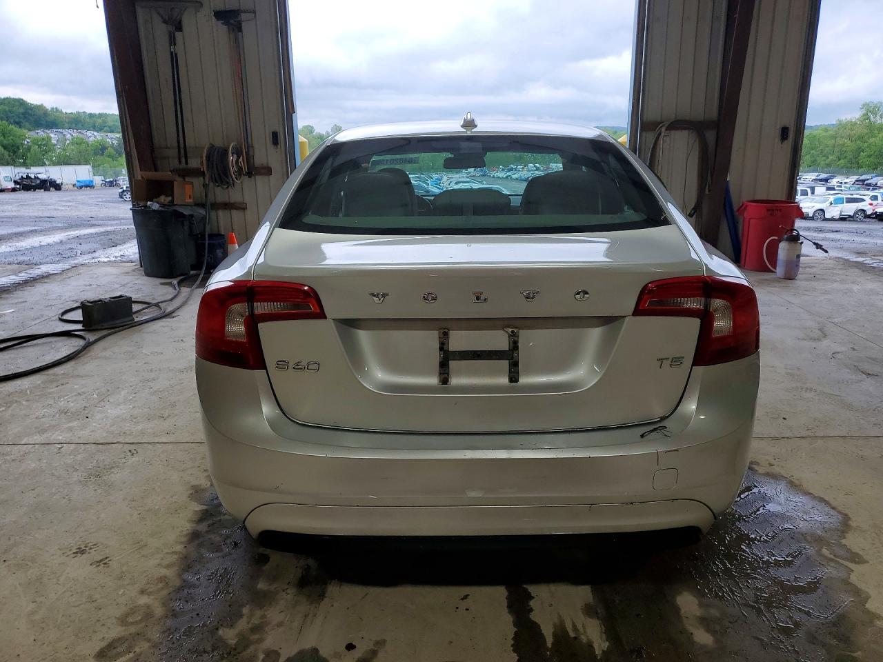 Volvo S60 T5