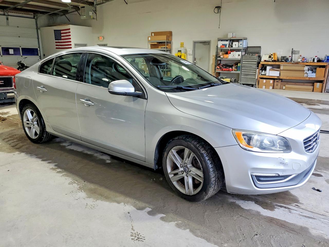 Volvo S60 T5