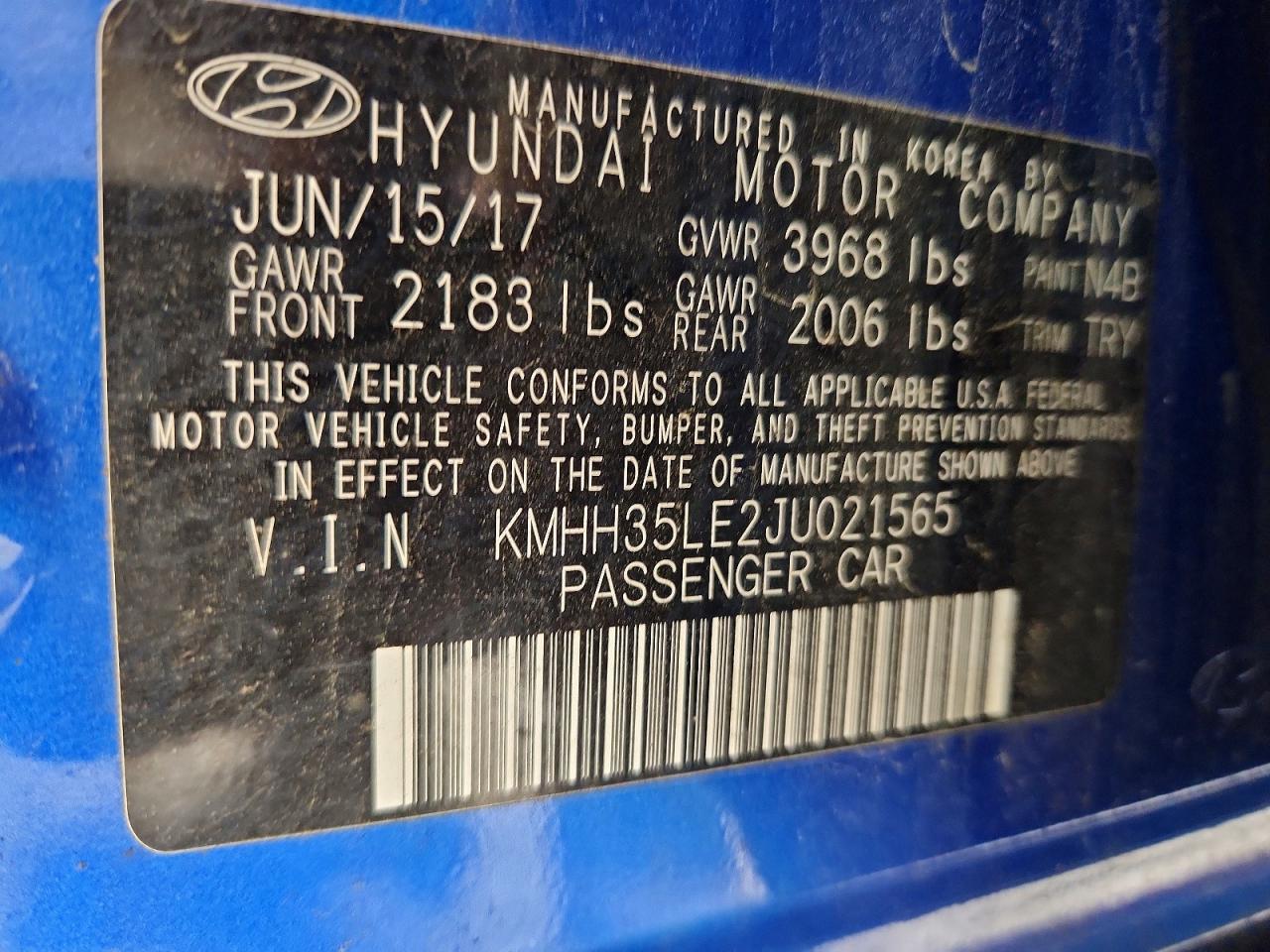 Hyundai ELANTRA Base