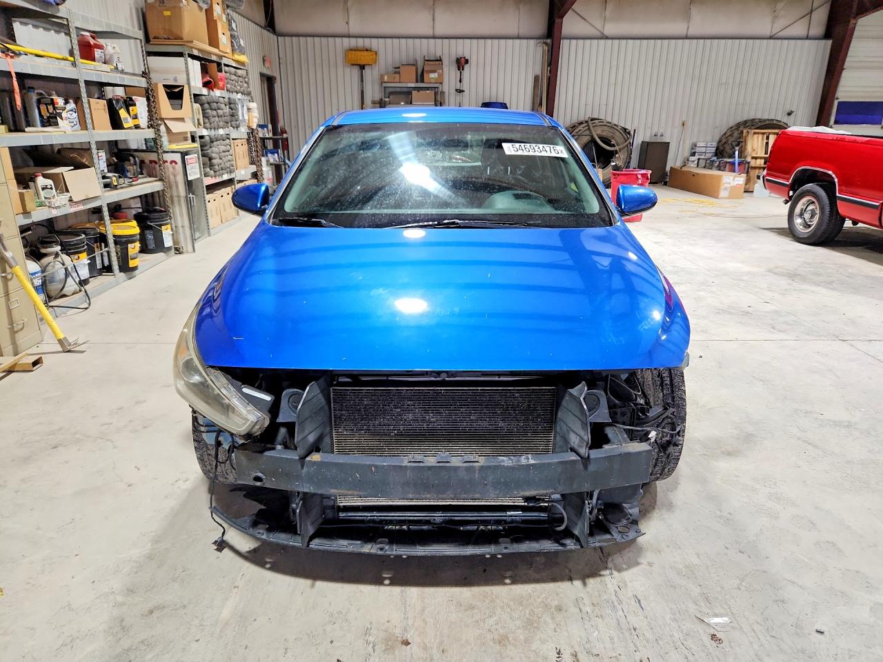Hyundai ELANTRA Base
